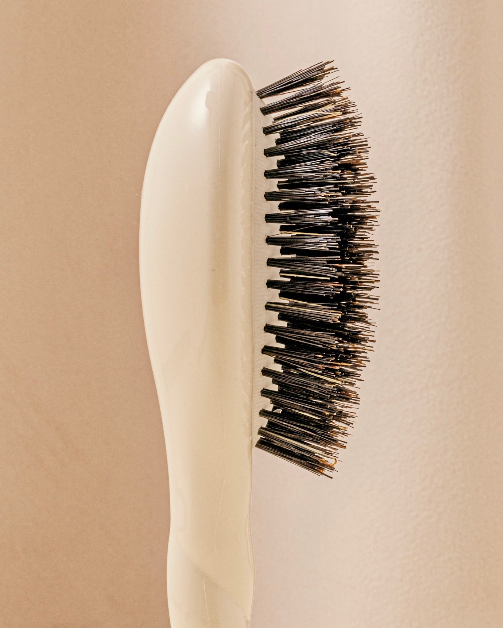 N.01 La Petite Brosse Brillance & Soin l’Universelle Blanc Crème